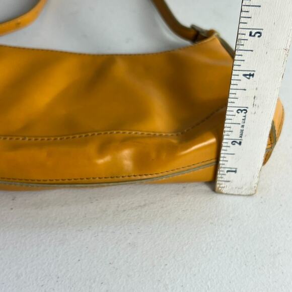 Nine West Shoulder Bag Women's Yellow Faux Leather Y2K - Picture 5 of 16